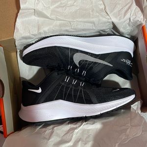 nike running shoes
